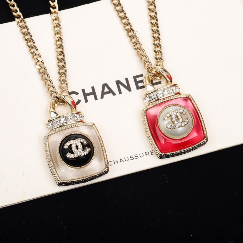 Chanel Necklaces